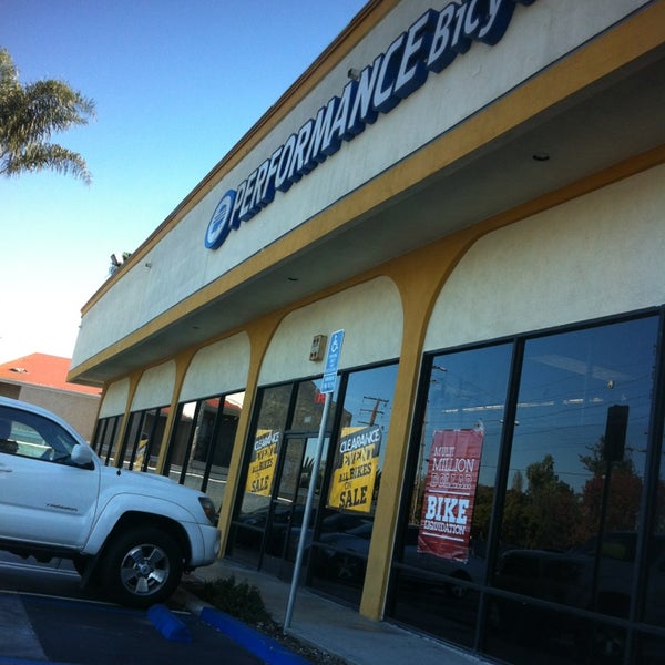 Performance Bicycle Bike Shop in Torrance