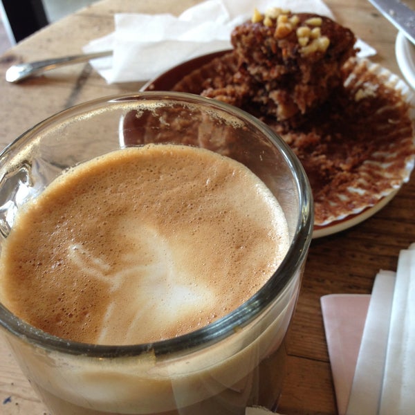 Снимок сделан в Central Coffee Tea &amp; Spice пользователем Mapply O. 5/12/2013