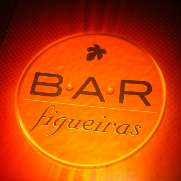 รูปภาพถ่ายที่ Bar Figueiras โดย Thaia B. เมื่อ 1/23/2013