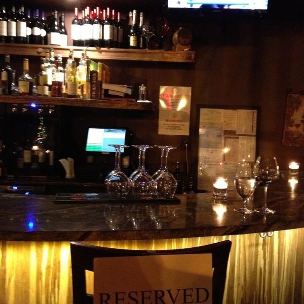 Das Foto wurde bei Tel&#39;Veh Cafe and Wine Bar von Don S. am 3/30/2013 aufgenommen