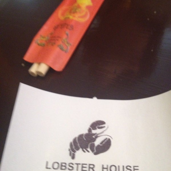 Foto tirada no(a) Lobster House Sushi &amp; Hibachi Grill por Kym H. em 1/13/2013