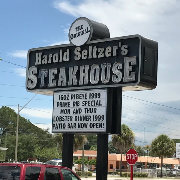 Photo taken at Harold Seltzer&#39;s Steakhouse by Mabura G. on 6/18/2017