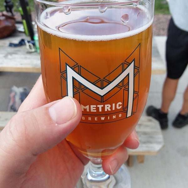 Foto diambil di Metric Brewing oleh Jim M. pada 7/20/2019