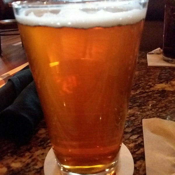 Photo taken at BJ&#39;s Restaurant &amp; Brewhouse by Jim M. on 9/19/2018