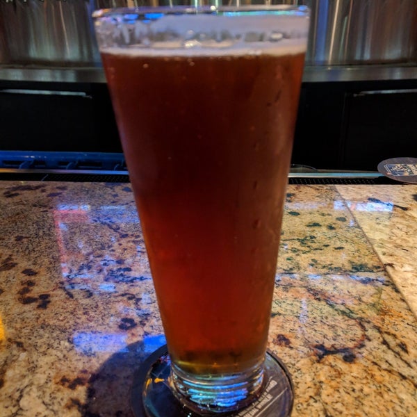 Photo taken at BJ&#39;s Restaurant &amp; Brewhouse by Jim M. on 8/4/2019