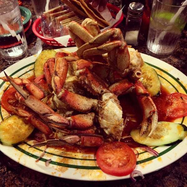 Photo taken at Alegrias Seafood Chicago by Cindy C. on 5/10/2015