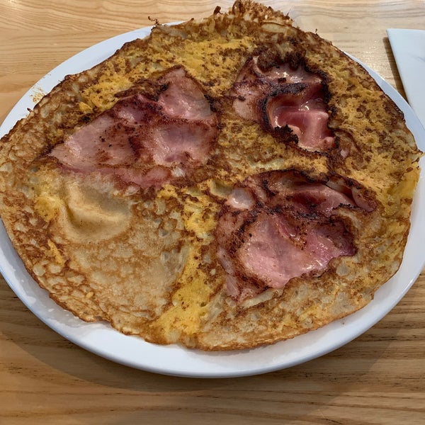 Expensive and touristy but the pancakes are actually pretty good. Traditional ham and cheese pancake is salty and oily but satisfying. Tastes like a crepe. Bathroom costs money.