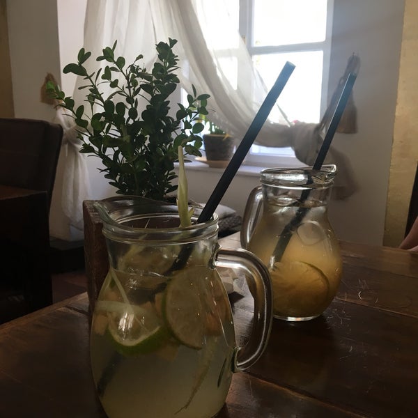 Refreshing ginger lemongrass lemonade 👍🏼👌🏽 their signature lemonade is tasty.