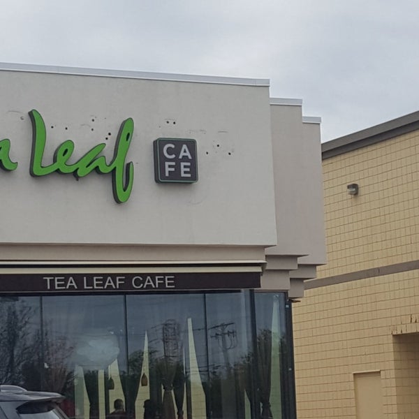 Foto tirada no(a) Tea Leaf Cafe por Big W. em 5/12/2018