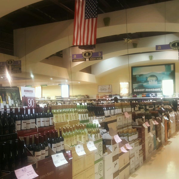 Colonial Wine & Spirits Wine Store in Orchard Park