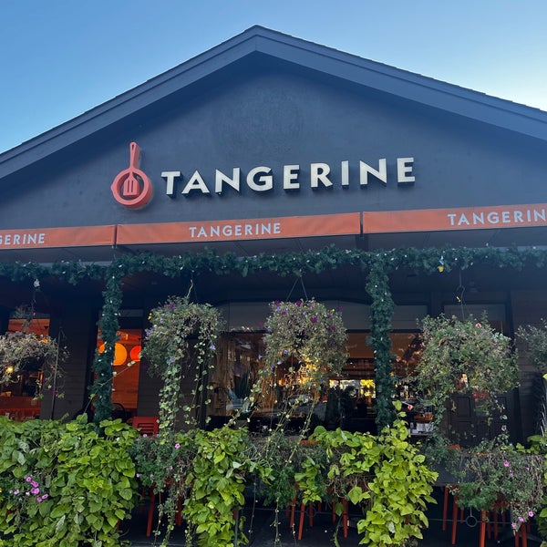 Foto tirada no(a) Tangerine por Shannon P. em 10/28/2022