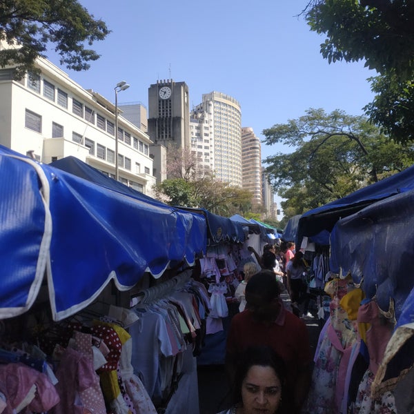 Photo taken at Feira de Artes e Artesanato de Belo Horizonte (Feira Hippie) by Paulo T. on 9/1/2019