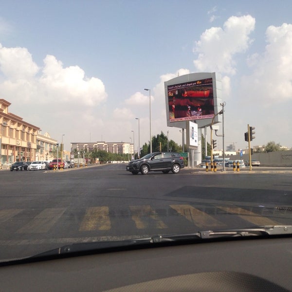Prince Sultan Al Rawdah Streets Intersection تقاطع شارع الأمير سلطان والروضة Intersection In الروضة