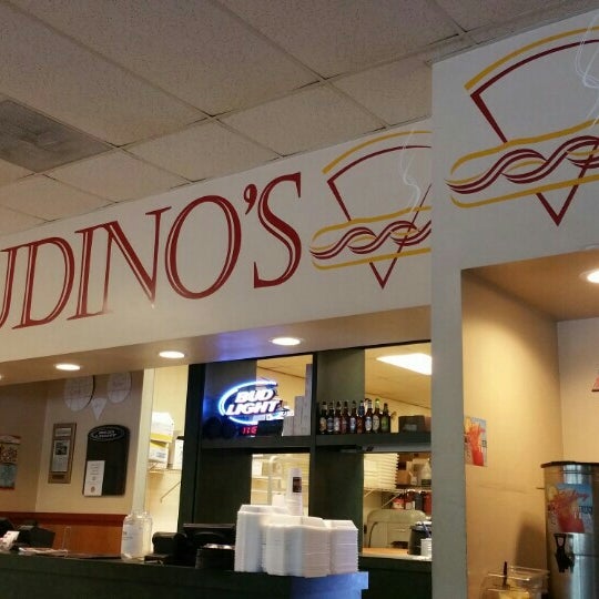 Photo taken at Rudino&#39;s Pizza &amp; Grinders by LaMont&#39;e B. on 4/5/2016