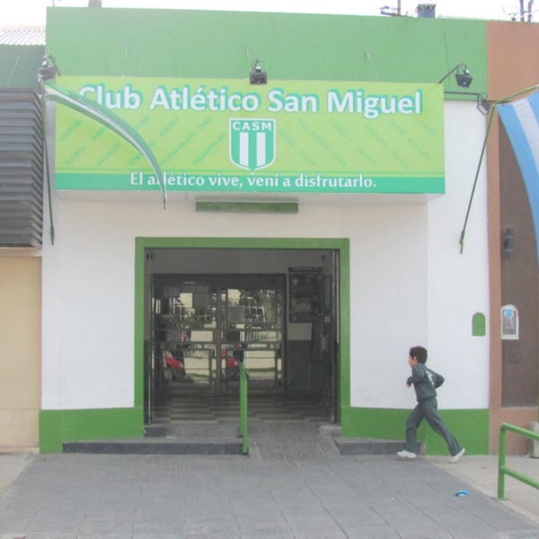 Club Atlético San Miguel (CASM) - Estádio de Basquete em San Miguel