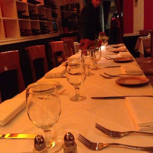 2/22/2014 tarihinde MarMar D.ziyaretçi tarafından Circus Restaurante'de çekilen fotoğraf