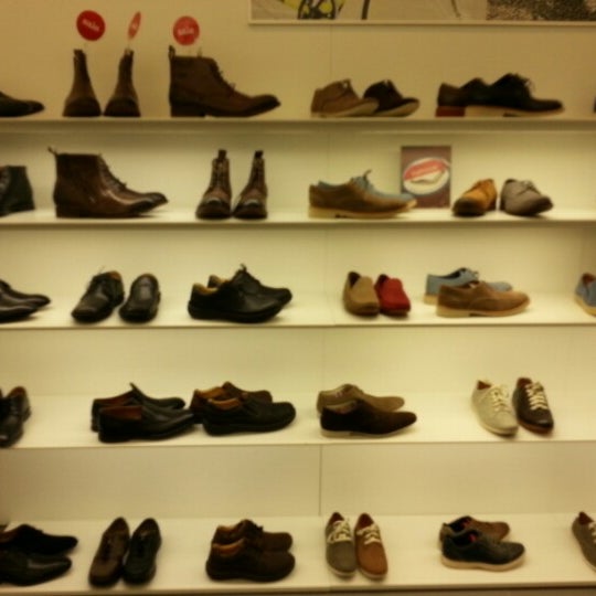 clarks shoes warehouse sydney