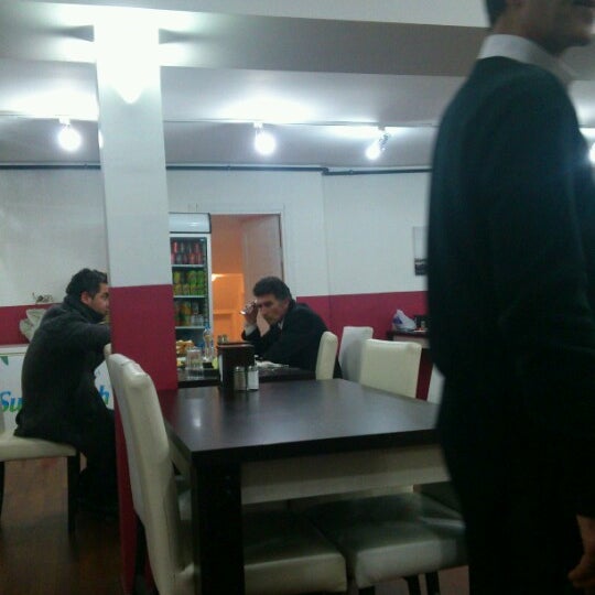 2/1/2013 tarihinde Nur Rahil J.ziyaretçi tarafından The Golden Horn Cafe &amp; Restaurant'de çekilen fotoğraf
