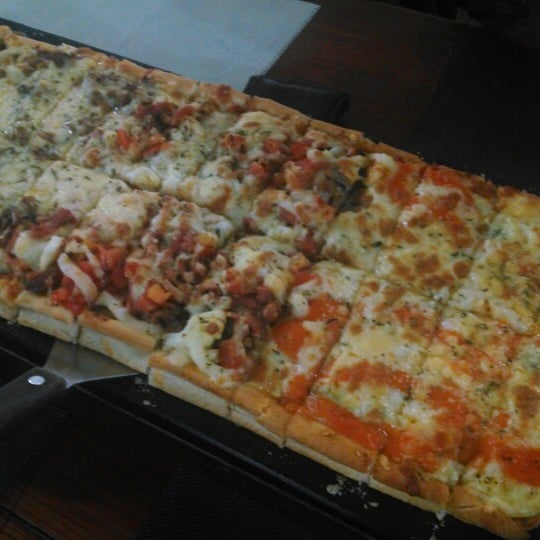 4/24/2014 tarihinde Jonas H.ziyaretçi tarafından La Pizza Mia'de çekilen fotoğraf