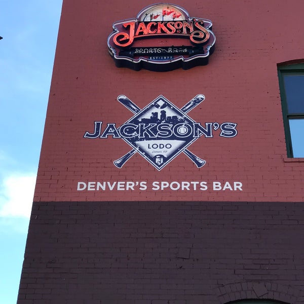Снимок сделан в Jackson&#39;s Denver пользователем Mitzi G. 3/18/2017