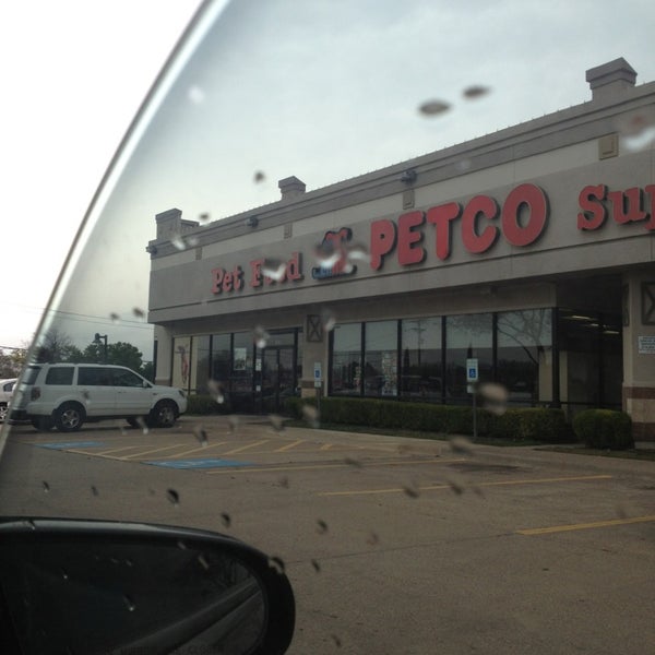 Petco Pet Supplies Store
