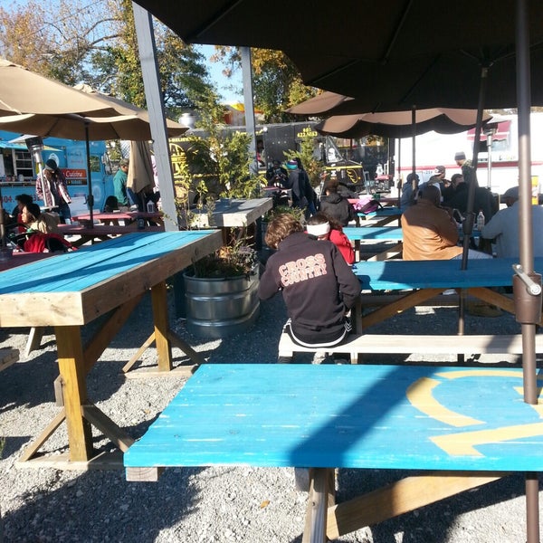Photo taken at Atlanta Food Truck Park &amp; Market by Carlos D. on 11/15/2014