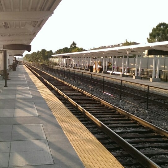 Foto diambil di SunRail Station Sanford oleh Leandro B. pada 5/9/2014