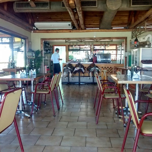 11/12/2014 tarihinde José V.ziyaretçi tarafından Restaurante Los Ganaderos'de çekilen fotoğraf