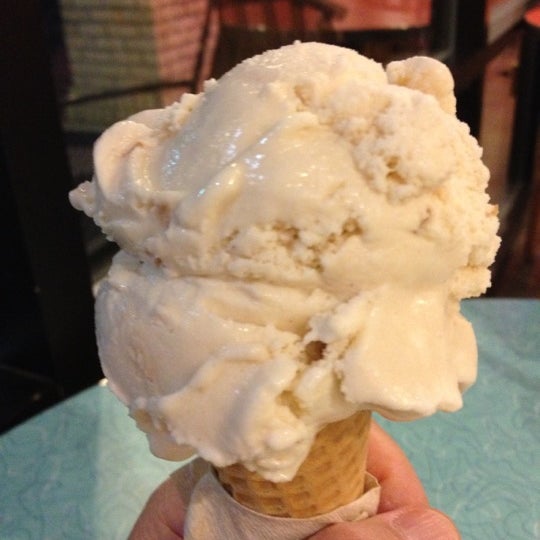 10/20/2012にIan C.がThe Hop Ice Cream Cafeで撮った写真