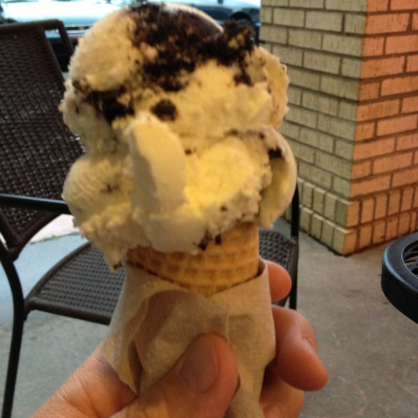 6/10/2013にIan C.がThe Hop Ice Cream Cafeで撮った写真