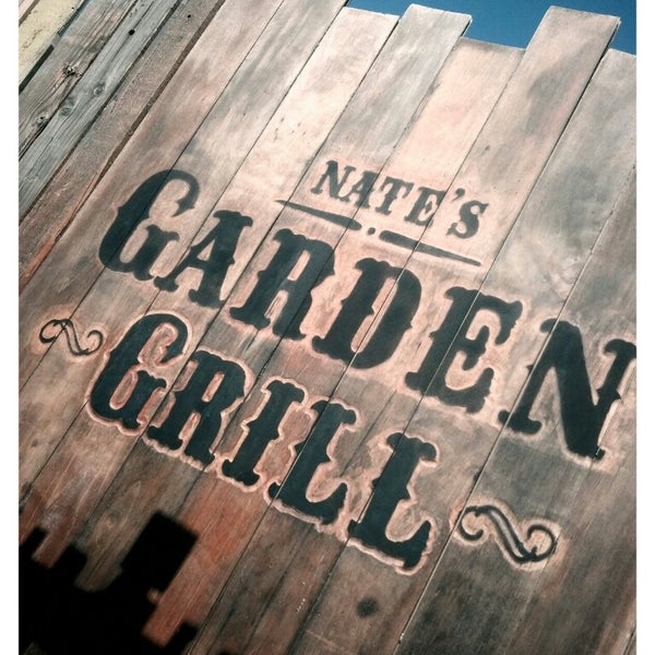 Foto diambil di Nate&#39;s Garden Grill oleh Larry M. pada 3/2/2013