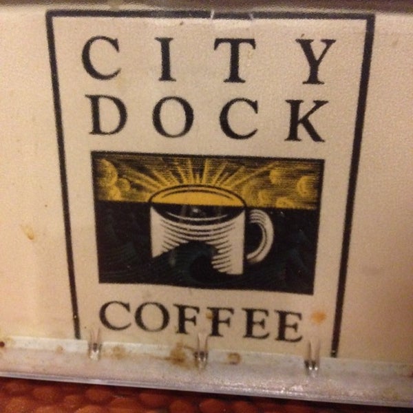 Photo prise au City Dock Cafe par Curt K. le7/20/2014