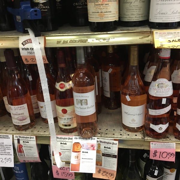 Cairo Wine & Liquor Dupont Circle 11 tips from 538 visitors