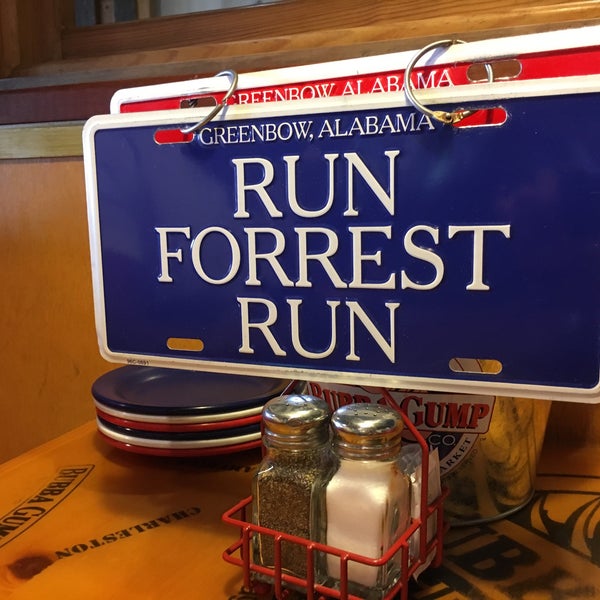 Photo taken at Bubba Gump Shrimp Co. by Nichifor D. on 1/28/2016