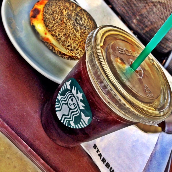 Starbucks Ümraniye�de Kahve Dükkanı