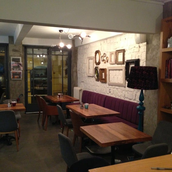 1/8/2013 tarihinde Salih S.ziyaretçi tarafından Bunk Cafe &amp; Dukkan'de çekilen fotoğraf