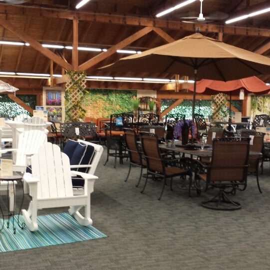 Sun and Ski Sports Sporting Goods Retail in Pembroke