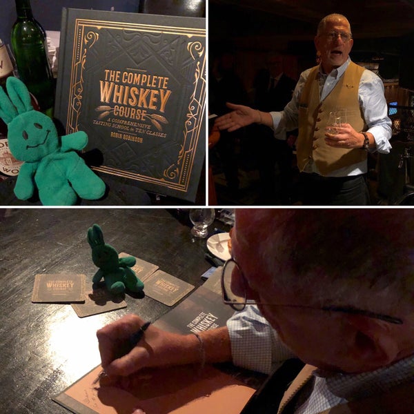 รูปภาพถ่ายที่ American Whiskey โดย greenie m. เมื่อ 11/2/2019