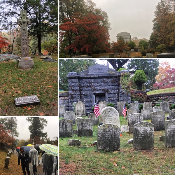 Снимок сделан в Sleepy Hollow Cemetery пользователем greenie m. 10/30/2017