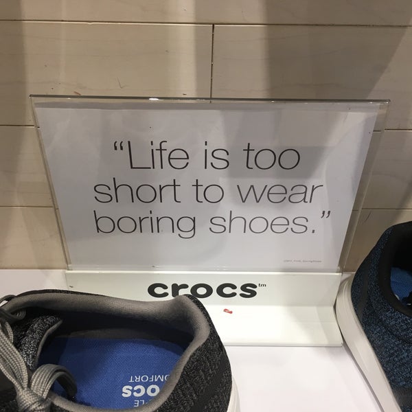 jurong point crocs