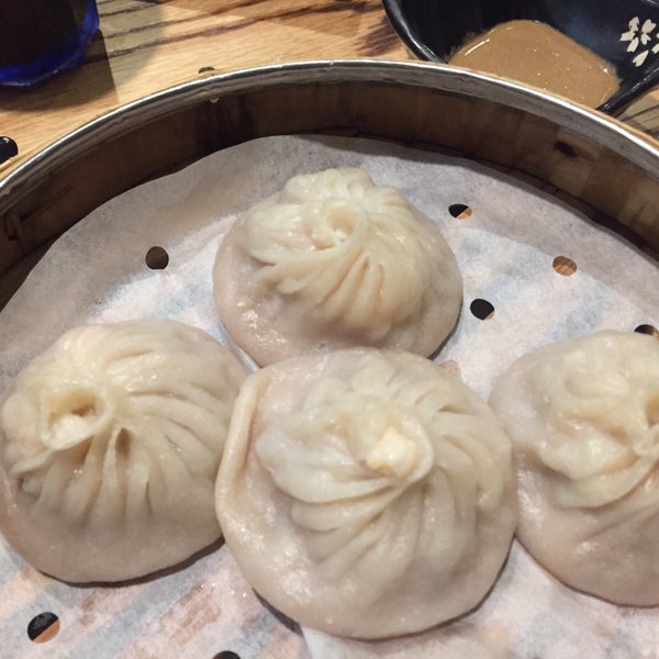 12/1/2016 tarihinde Leigh S.ziyaretçi tarafından Kungfu Kitchen'de çekilen fotoğraf