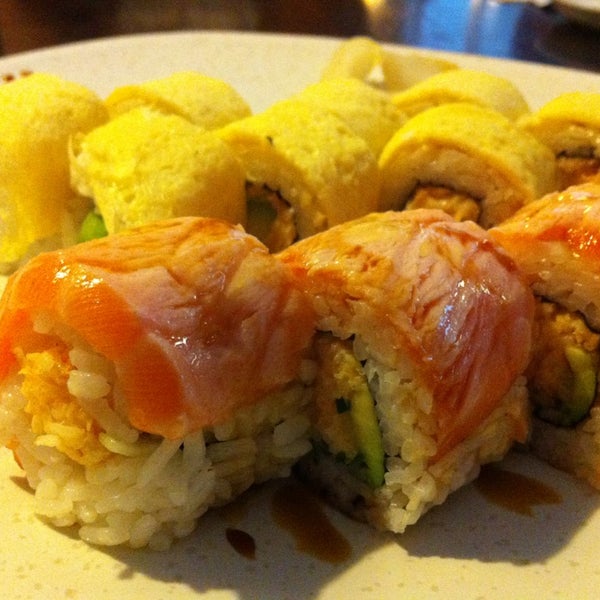Photo taken at hello sushi by Romina on 7/31/2013