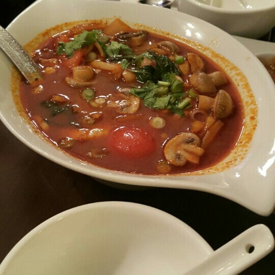 Viphalay Thai Restaurant in Edmonton