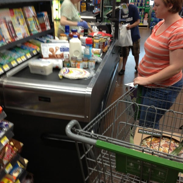 walmart neighborhood market 21st and yale