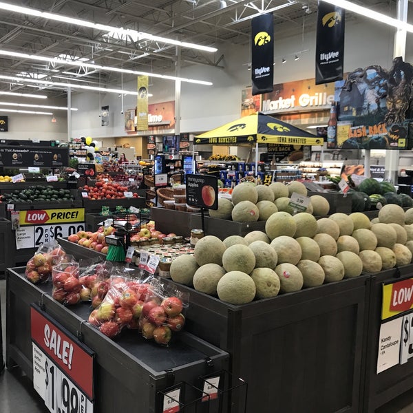 HyVee Coralville, IA
