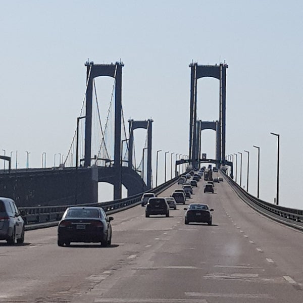 vans jersey gardens mall