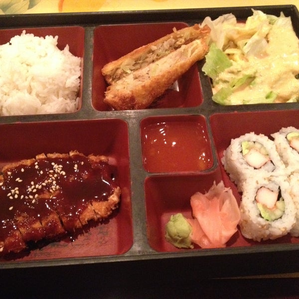 Fujiyama Japanese Sushi and Steak House Sushi Restaurant in Evansville