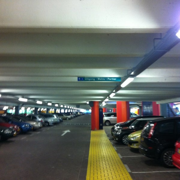 werkzaamheid Almachtig Verleden P+R Parkeergarage Slinge - Parking in Pendrecht