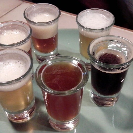 Photo taken at D&amp;D Brewery, Lodge, and Restaurant by Onno on 2/3/2013