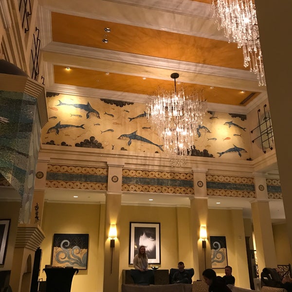 Снимок сделан в Kimpton Hotel Monaco Seattle пользователем Paul H. 1/16/2020